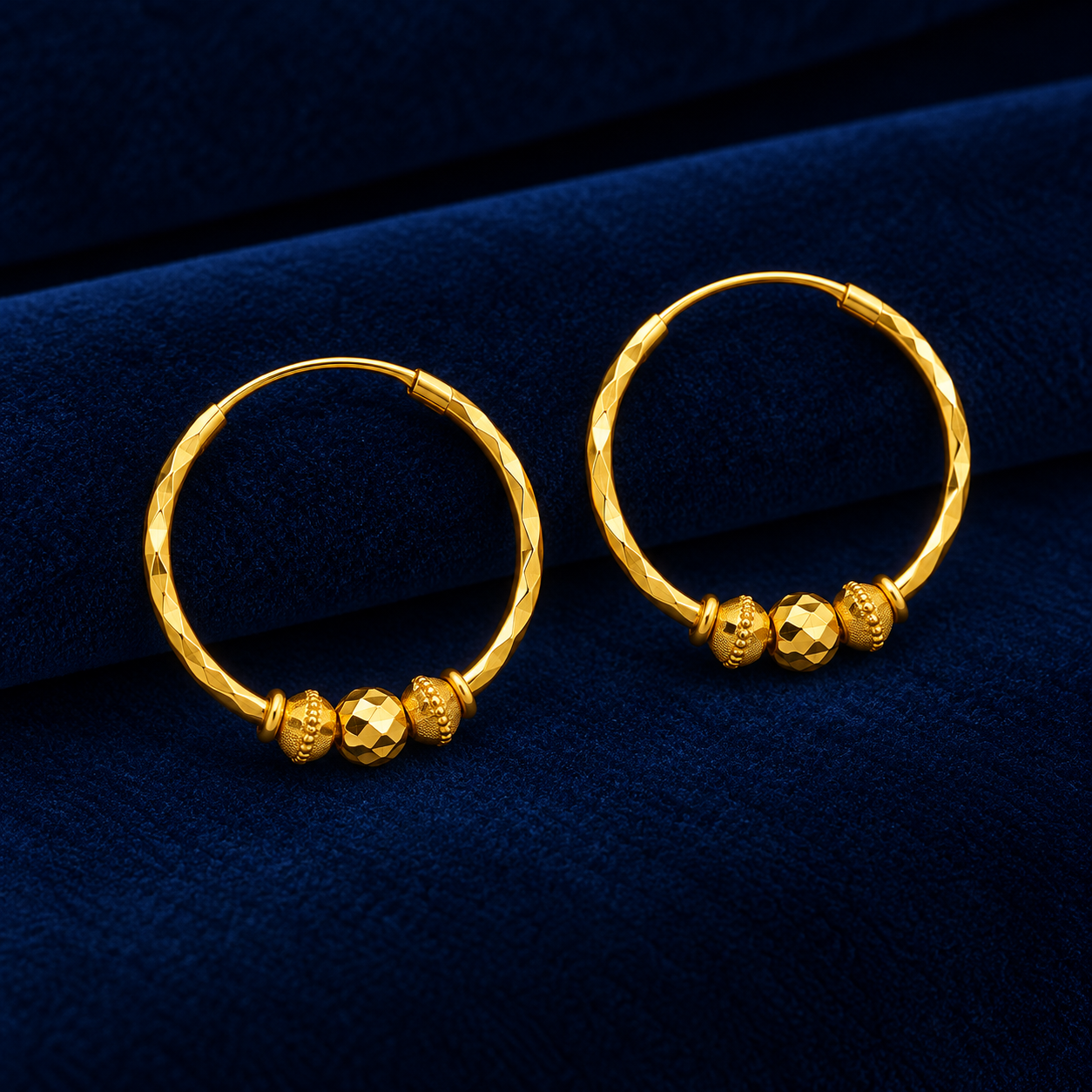 Earrings collection piece