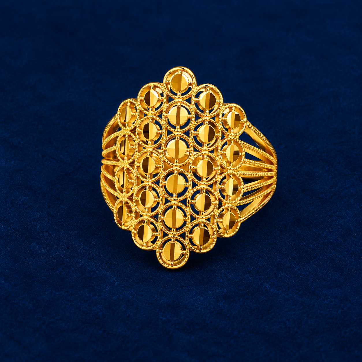 Rings collection piece