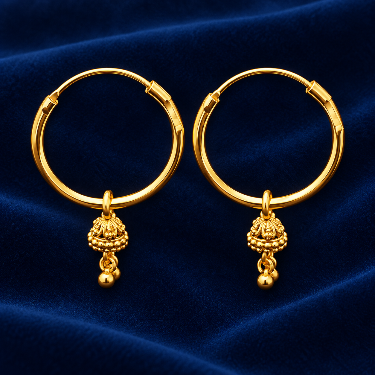 Earrings collection piece