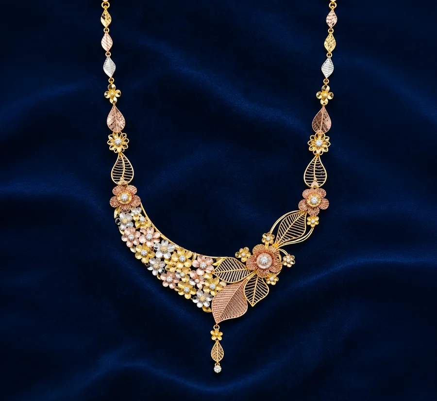Necklaces collection piece